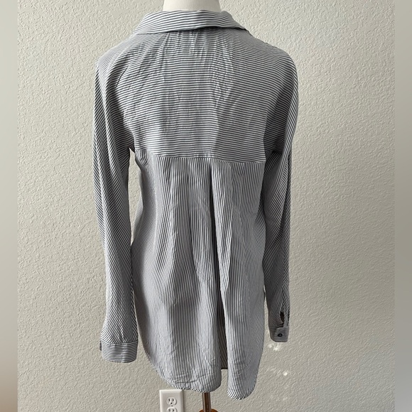 Weekend Max Mara Silk Striped Button Down Shirt - Picture 4 of 10